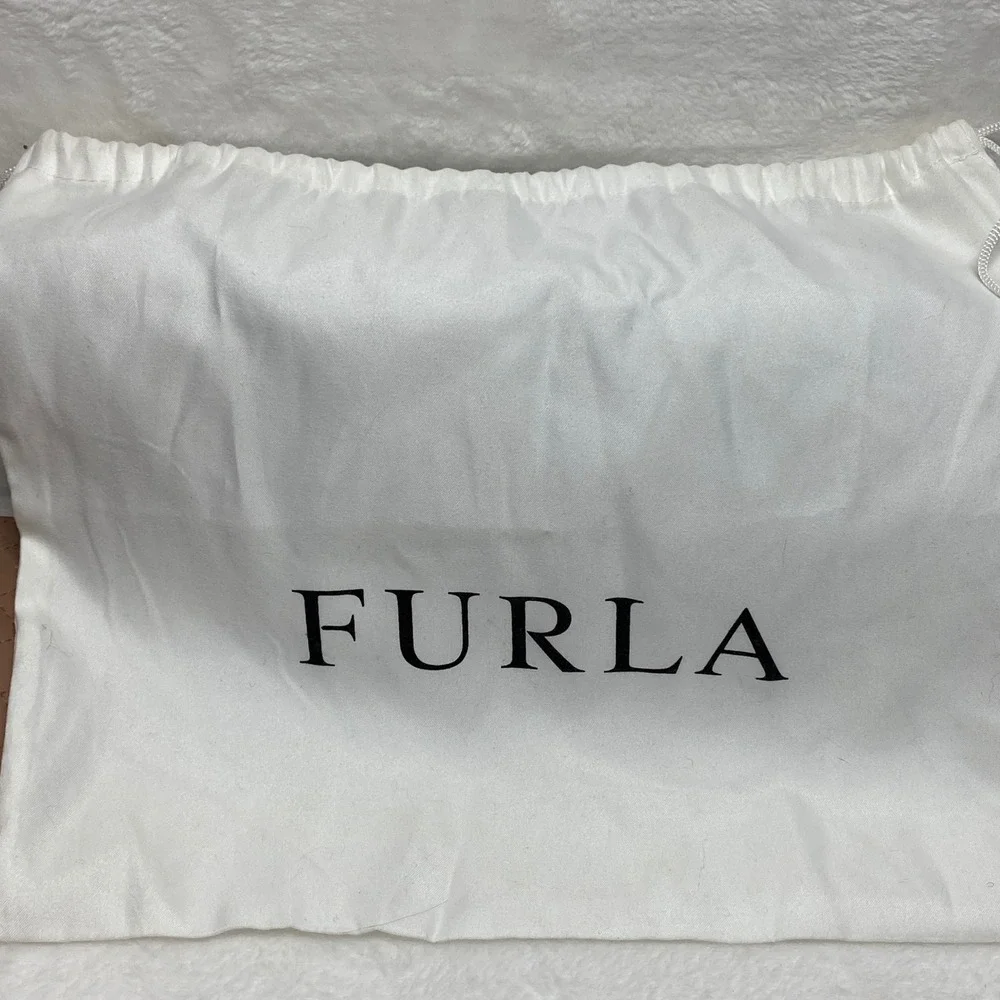 Furla Italy‎ Classic Zip Around Moonstone Quilted Wallet NIB Christmas Gift